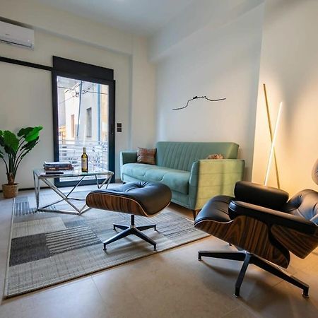 Beautiful Elegant Apartment Next To Monastiraki アテネ エクステリア 写真